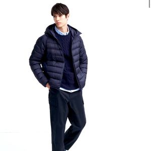 Uniqlo XS Navy Men’s Ultra Light Down Parka (3D Cut)